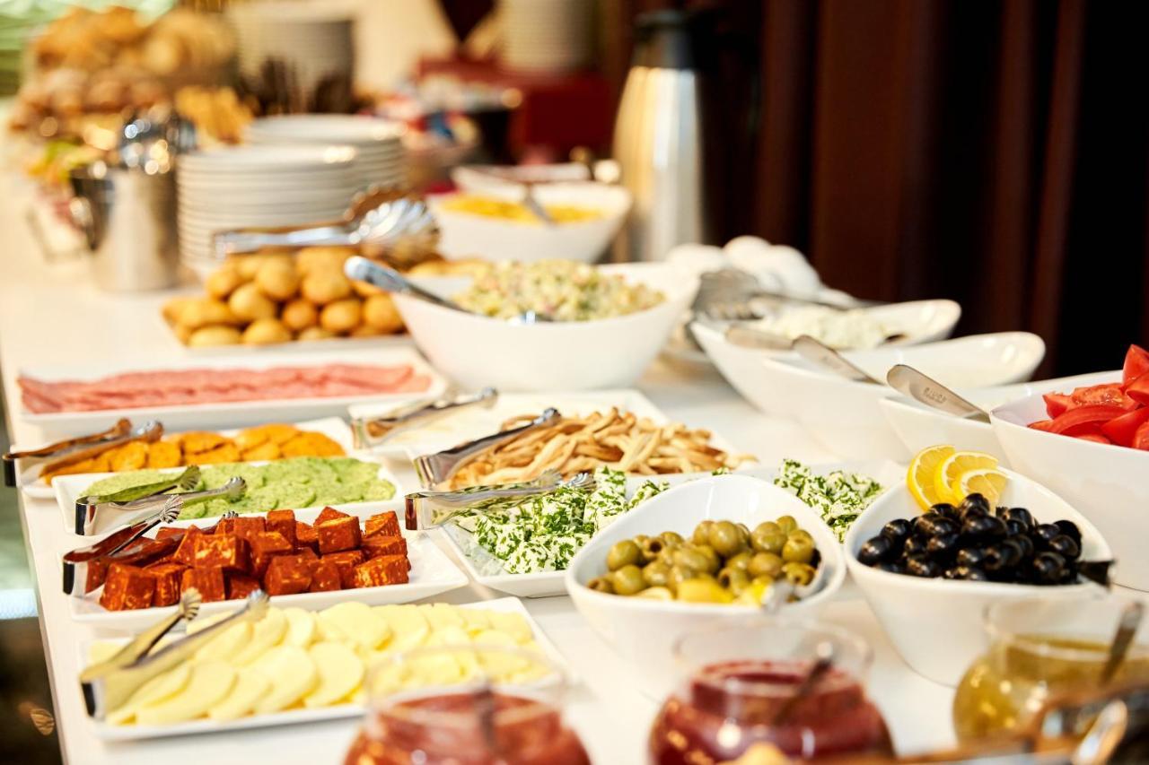 Brosse Garden Hotel Tbiliszi Kültér fotó